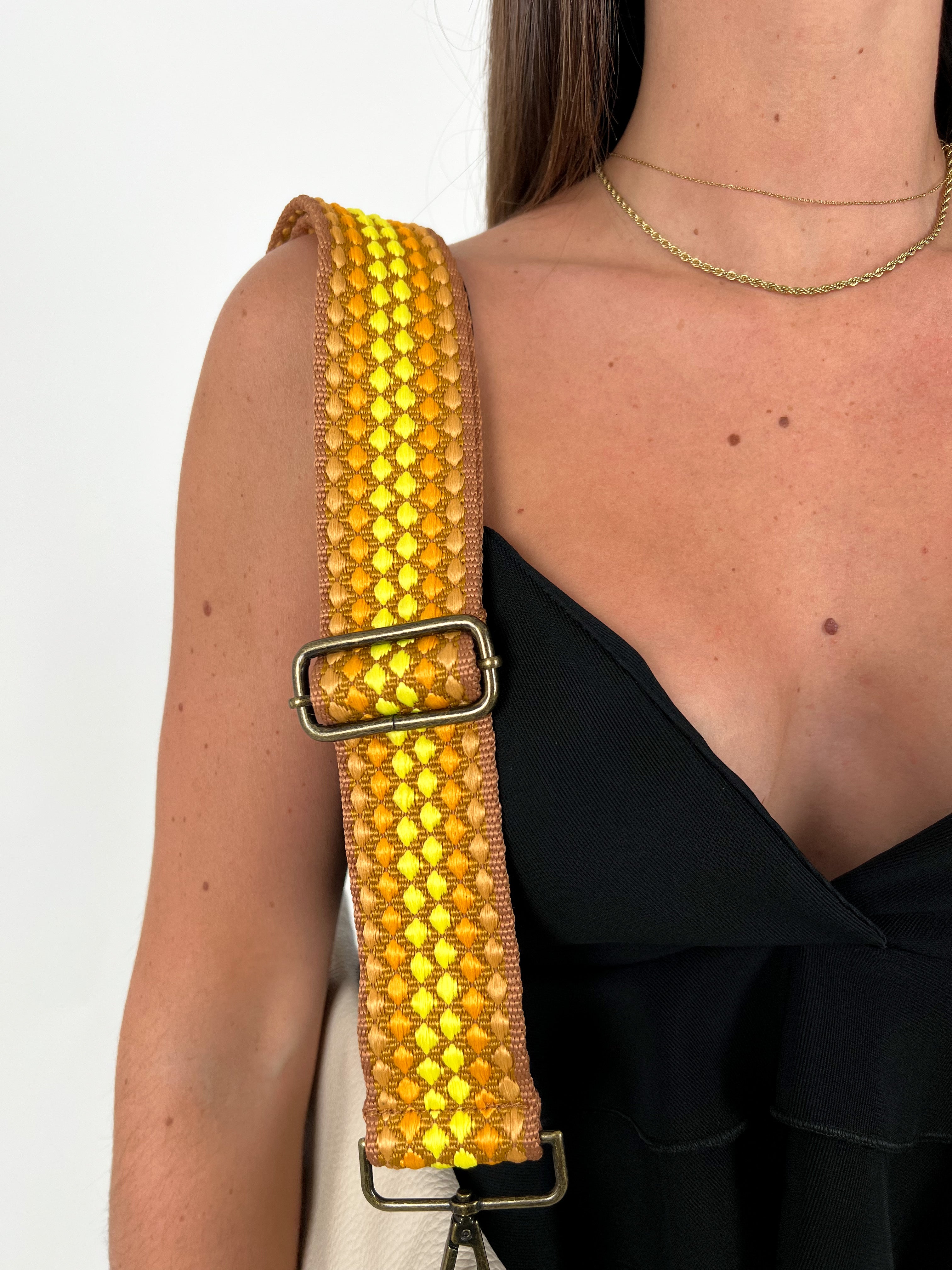 Yellow degraded chain