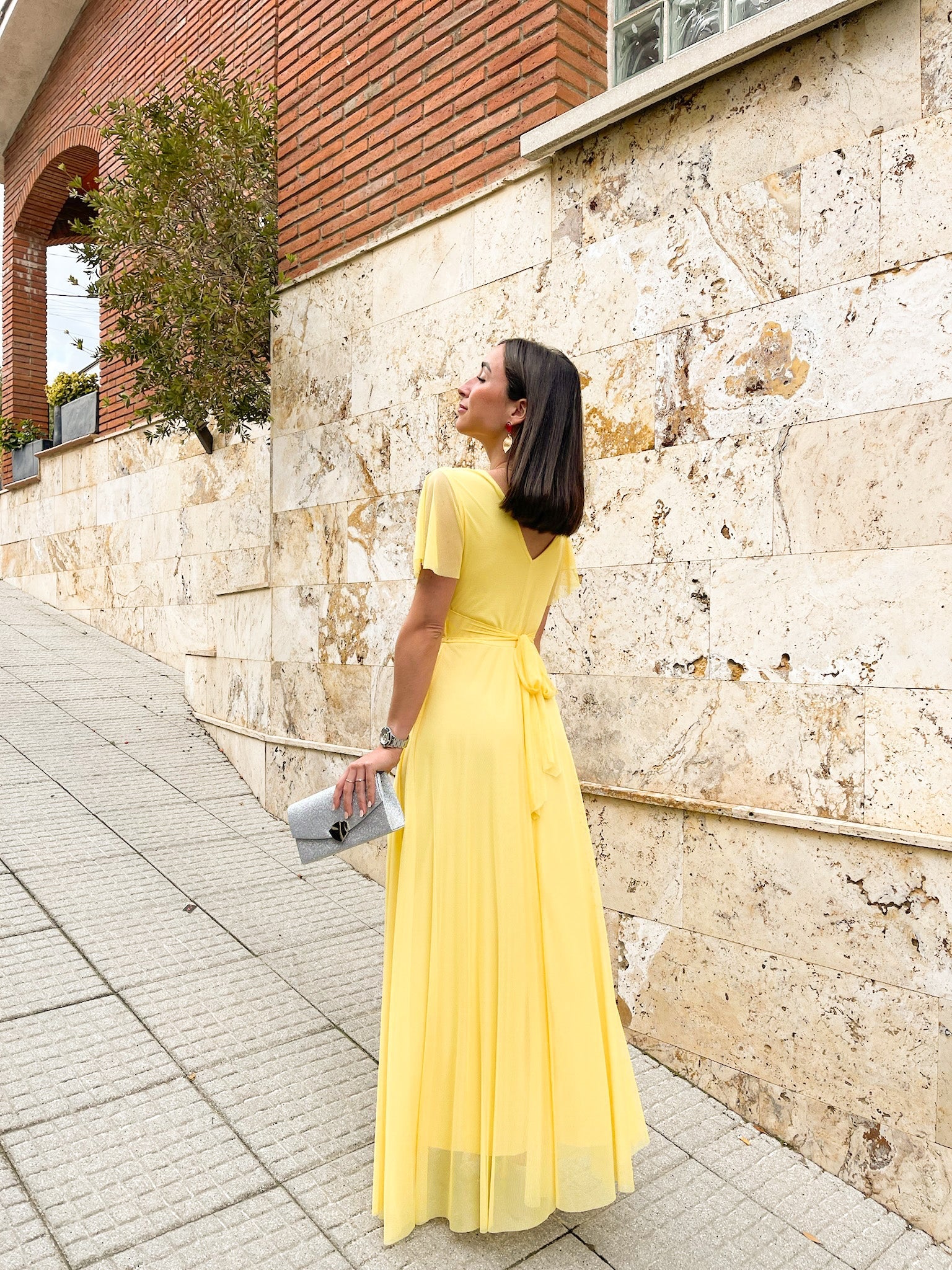 Yellow sleeve tulle dress