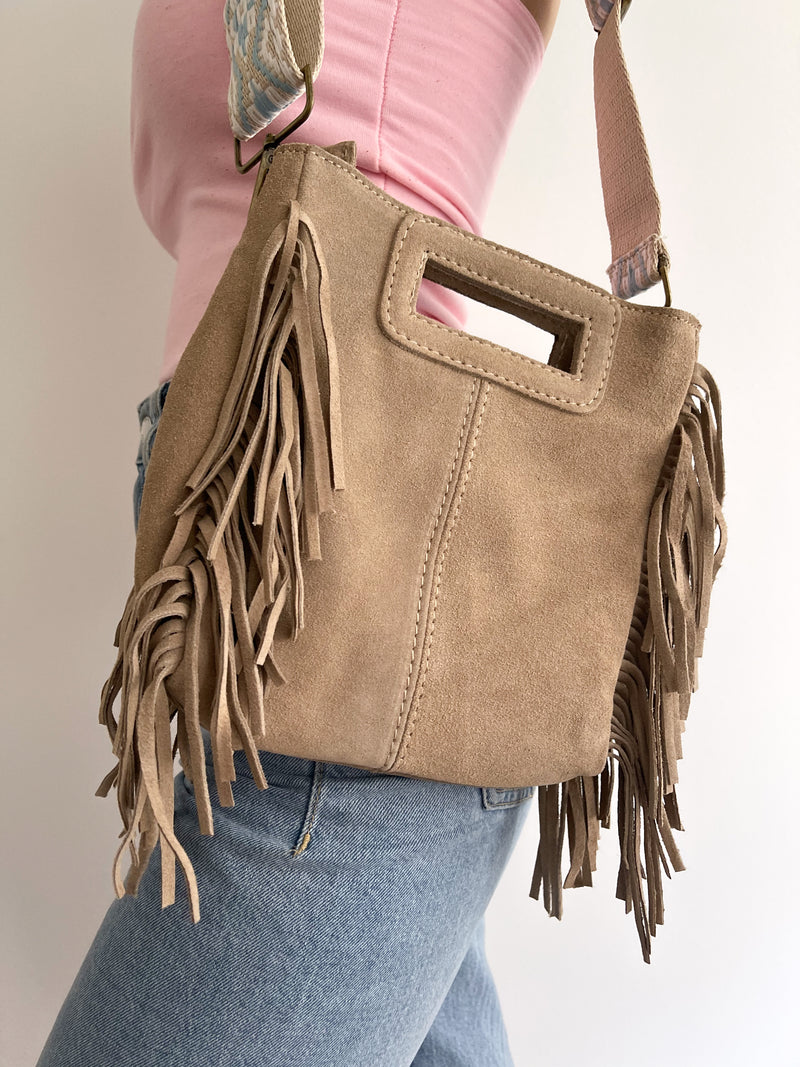 Beige fringed leather bag