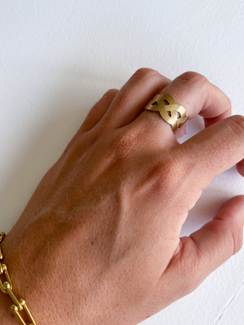 Braided golden ring