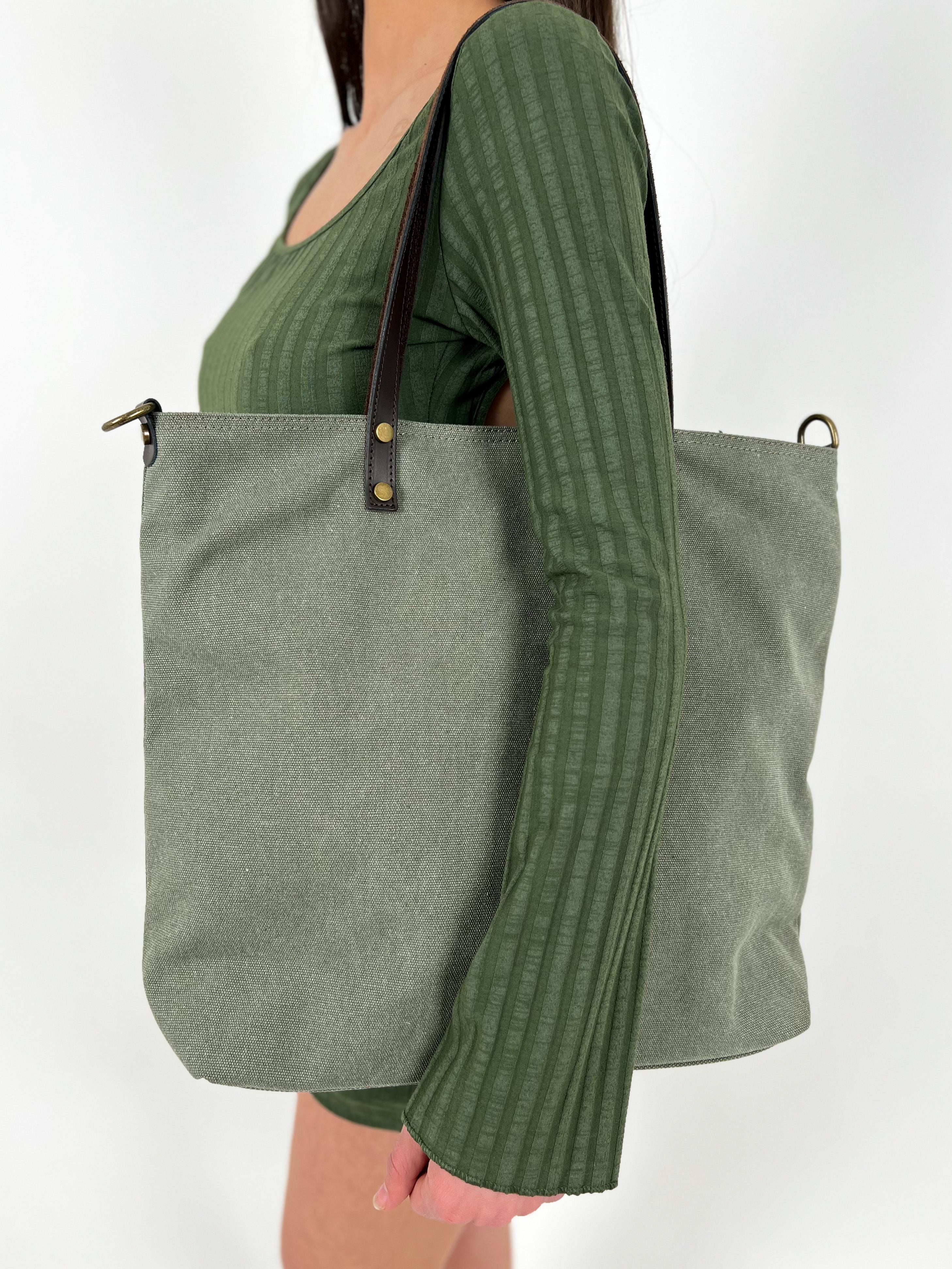 Khaki nylon maxi bag