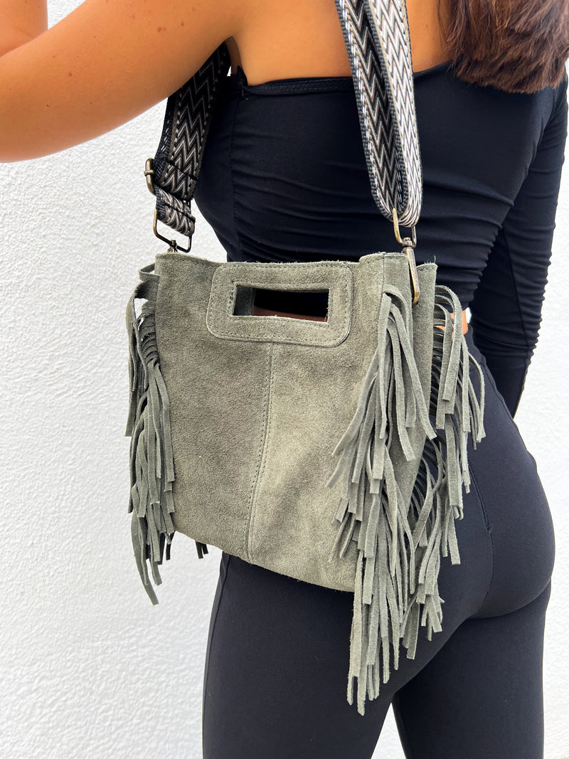 Bottle fringed leather bag