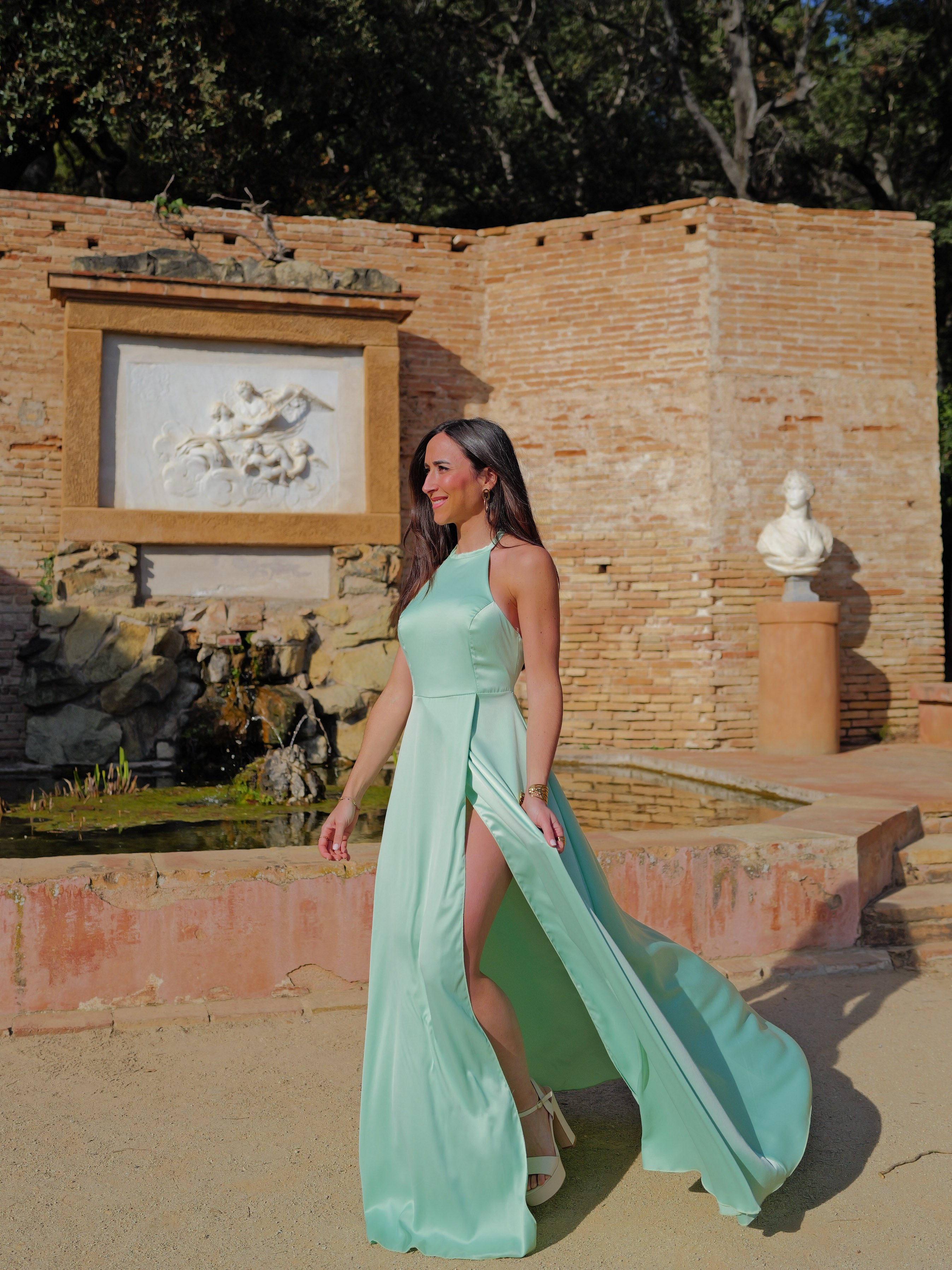 Robe dos nu en satin menthe