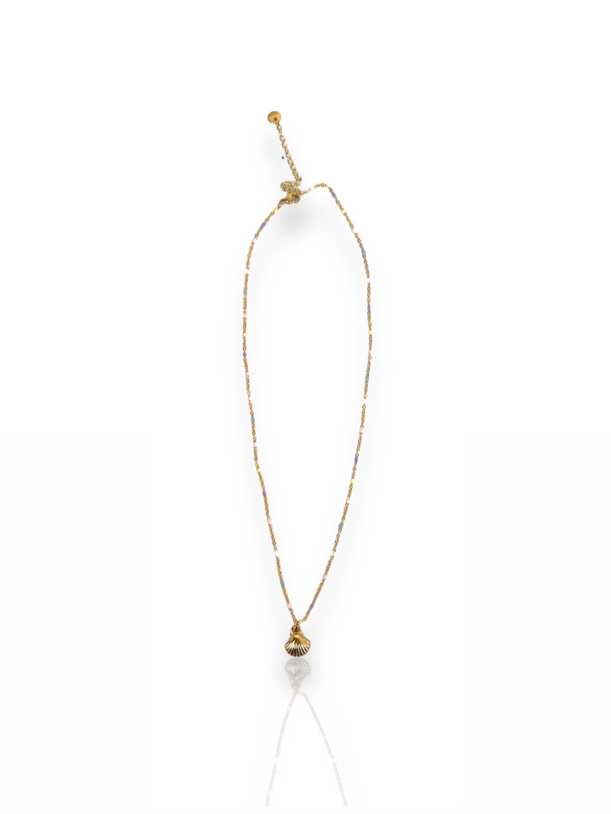 Collier de coquillages fins en or