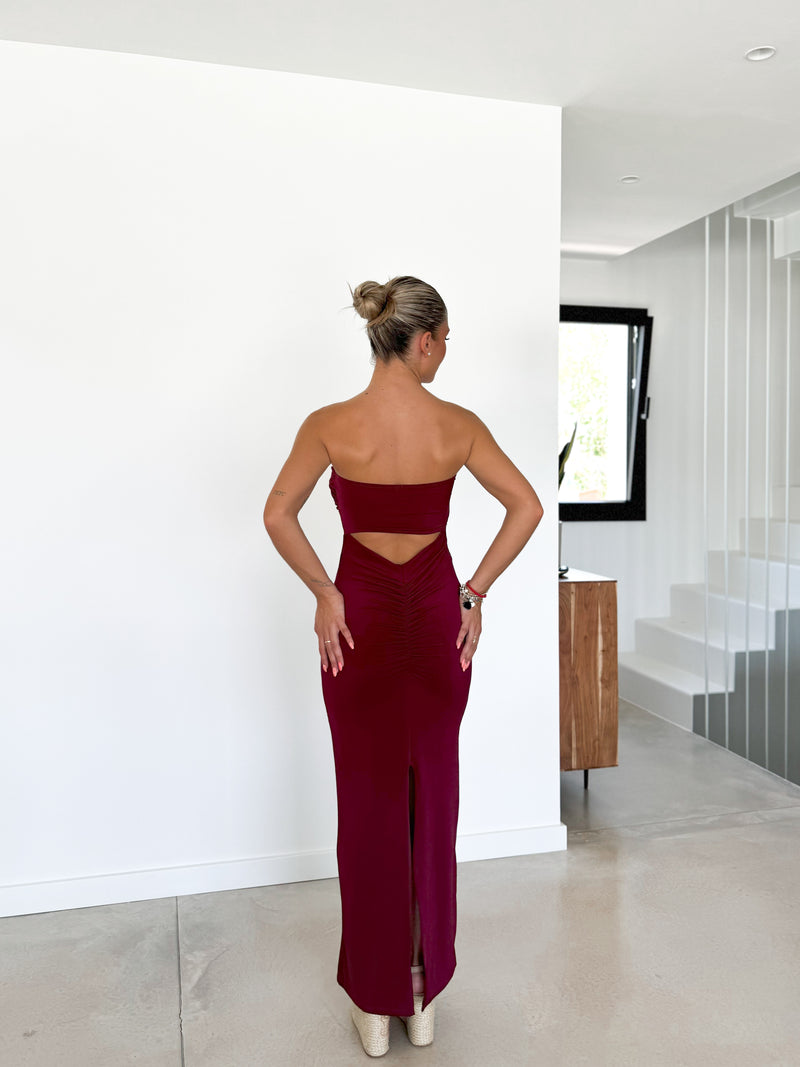 Robe bustier à volants au dos, de couleur bordeaux