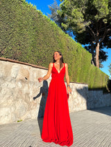 Robe à visière en crêpe rouge