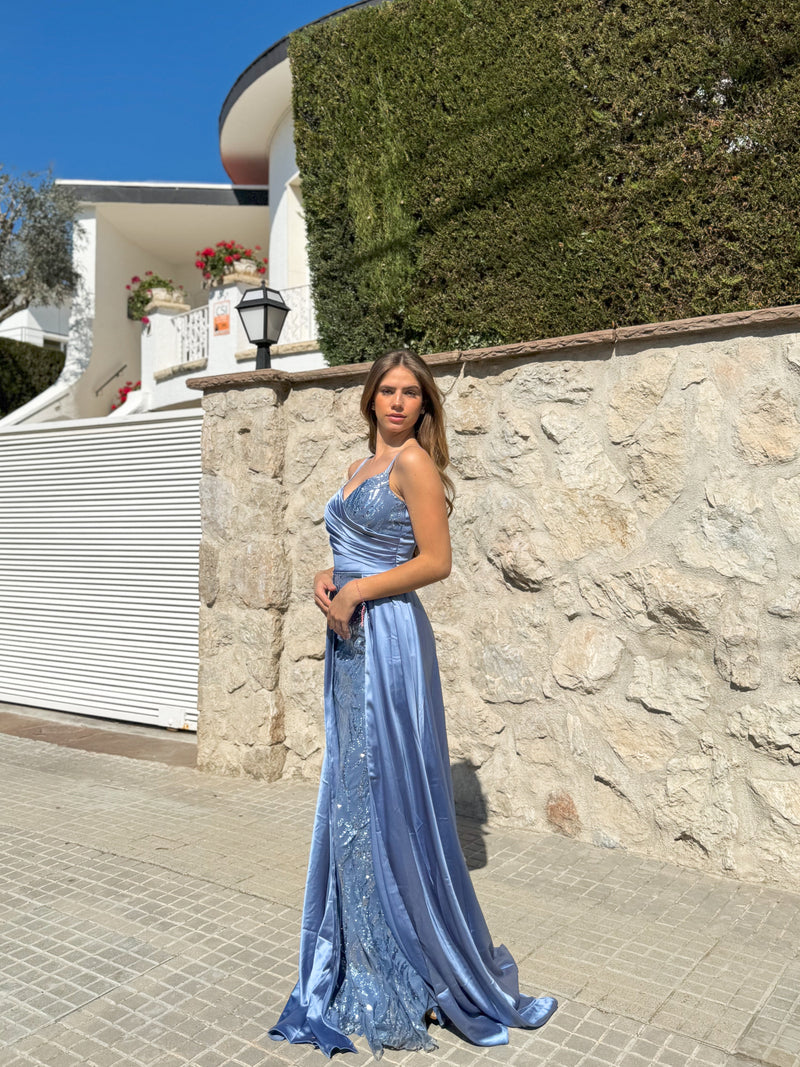 Robe brillante jupe cape bleue