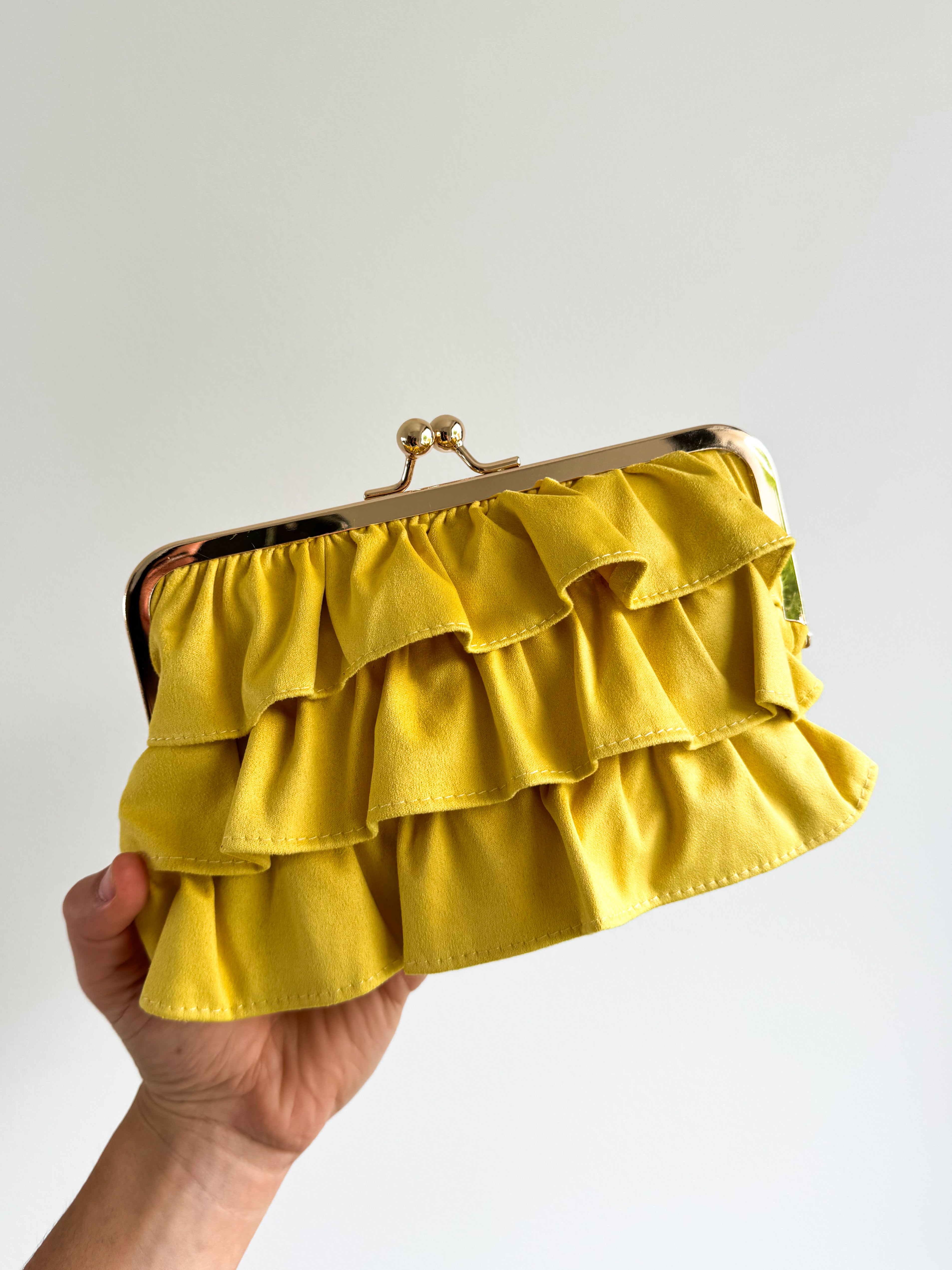 Pochette en daim à froufrous jaune