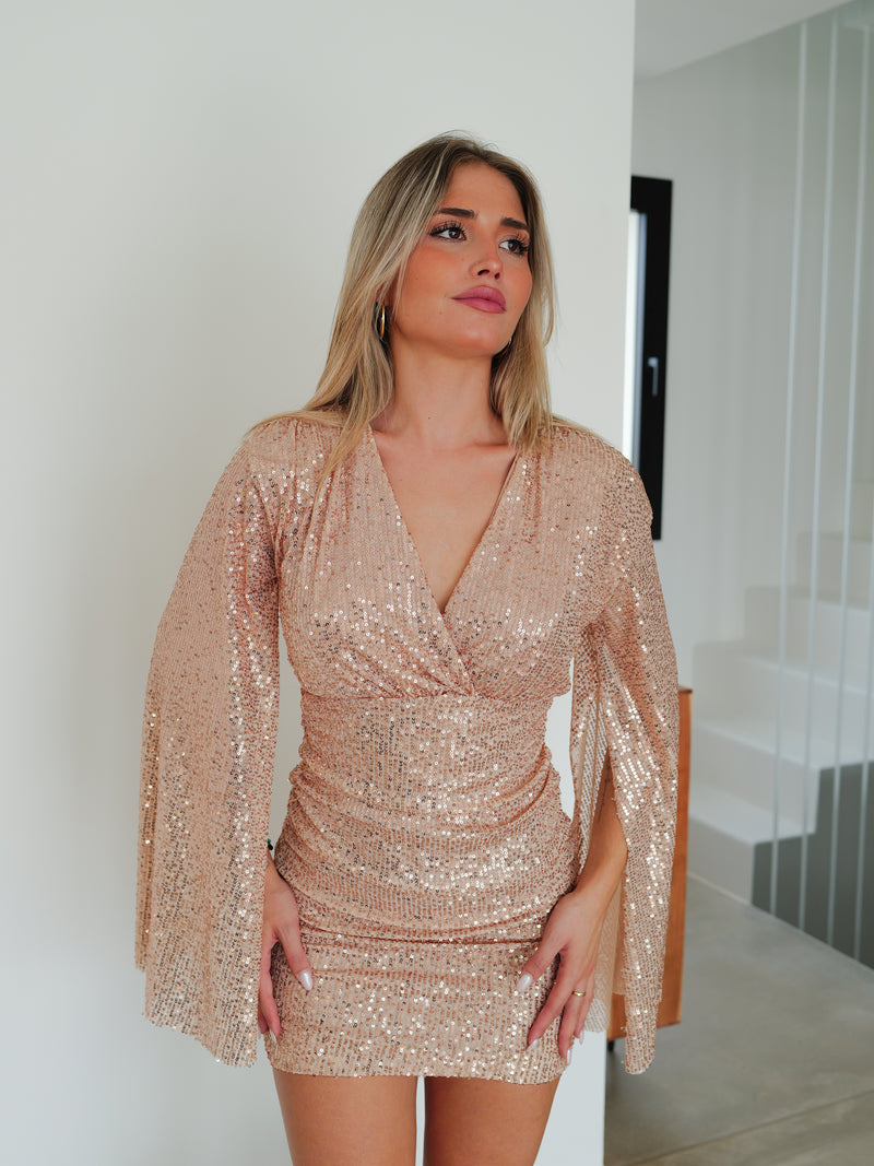 Robe pailletée à manches en champagne