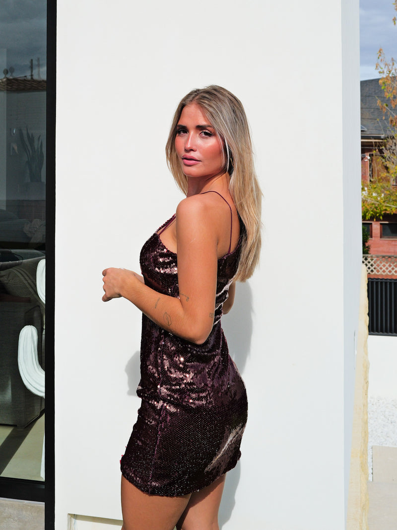 Robe bustier avec paillettes bordeaux