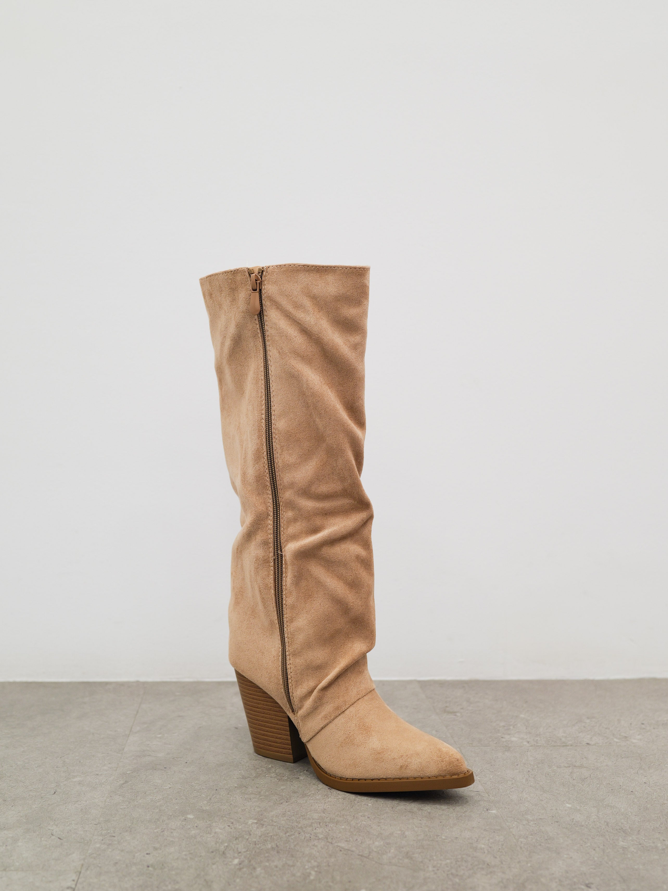 Bottes de cow-boy beige à franges latérales