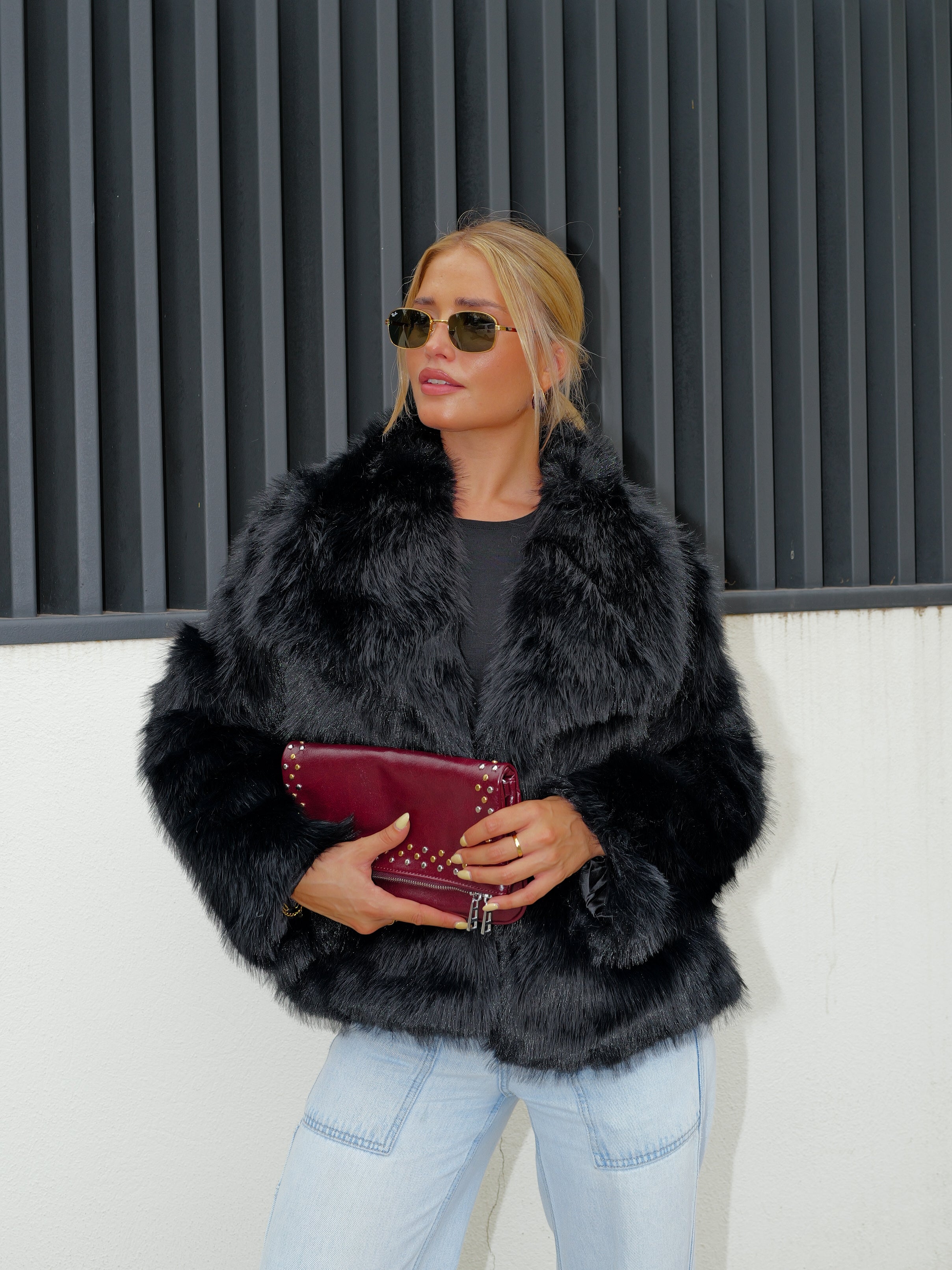 Veste en fourrure à revers noir