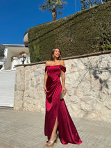 Robe baleine en satin bourgogne