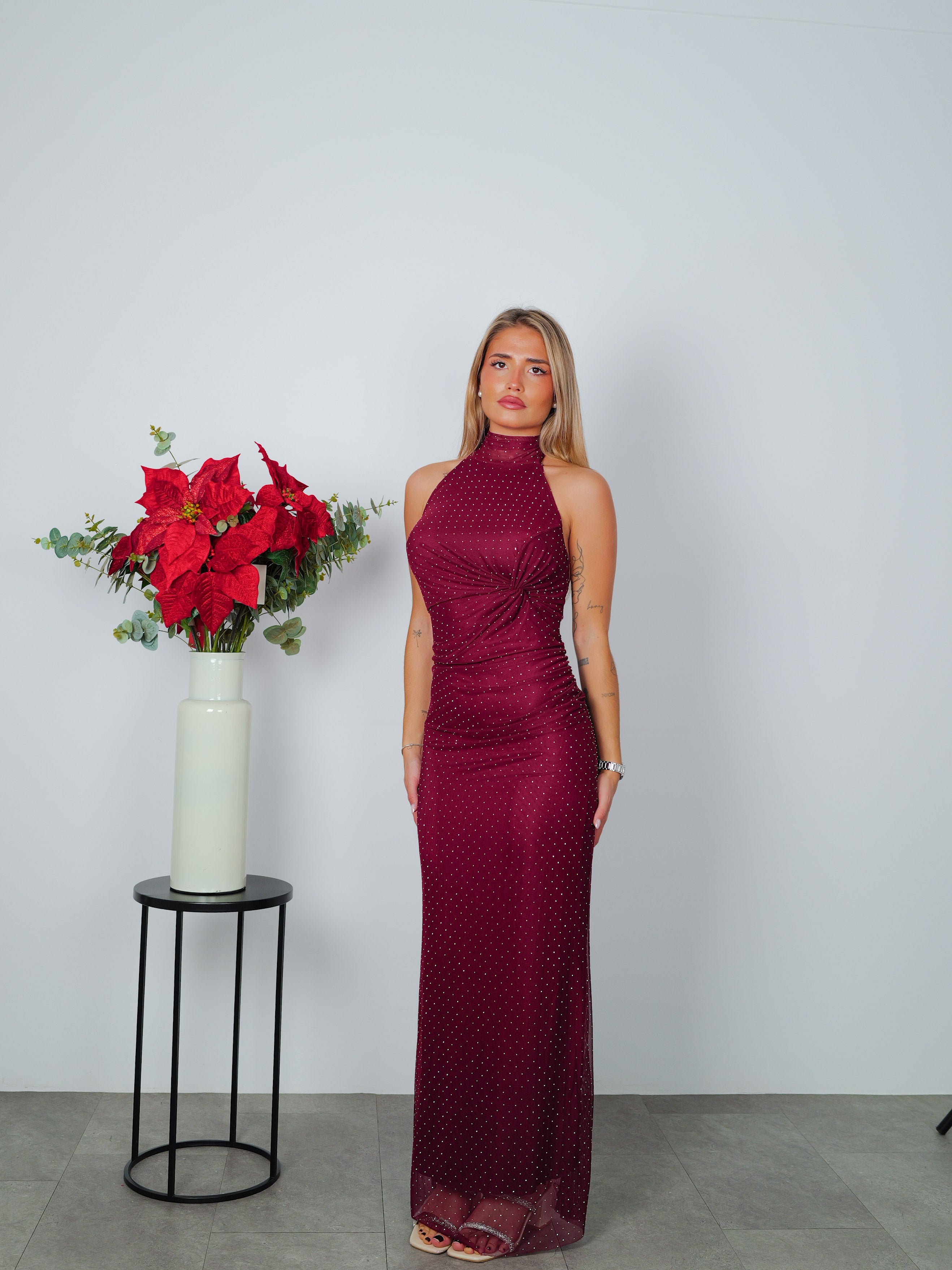 Robe longue dos nu avec tulle pailleté bordeaux