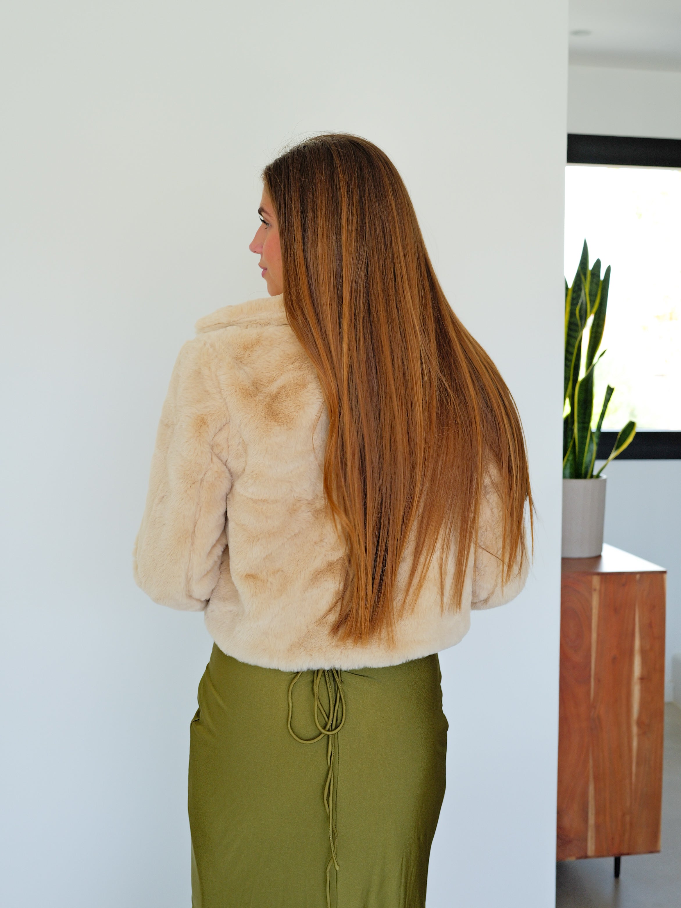 Veste événementielle en fourrure beige