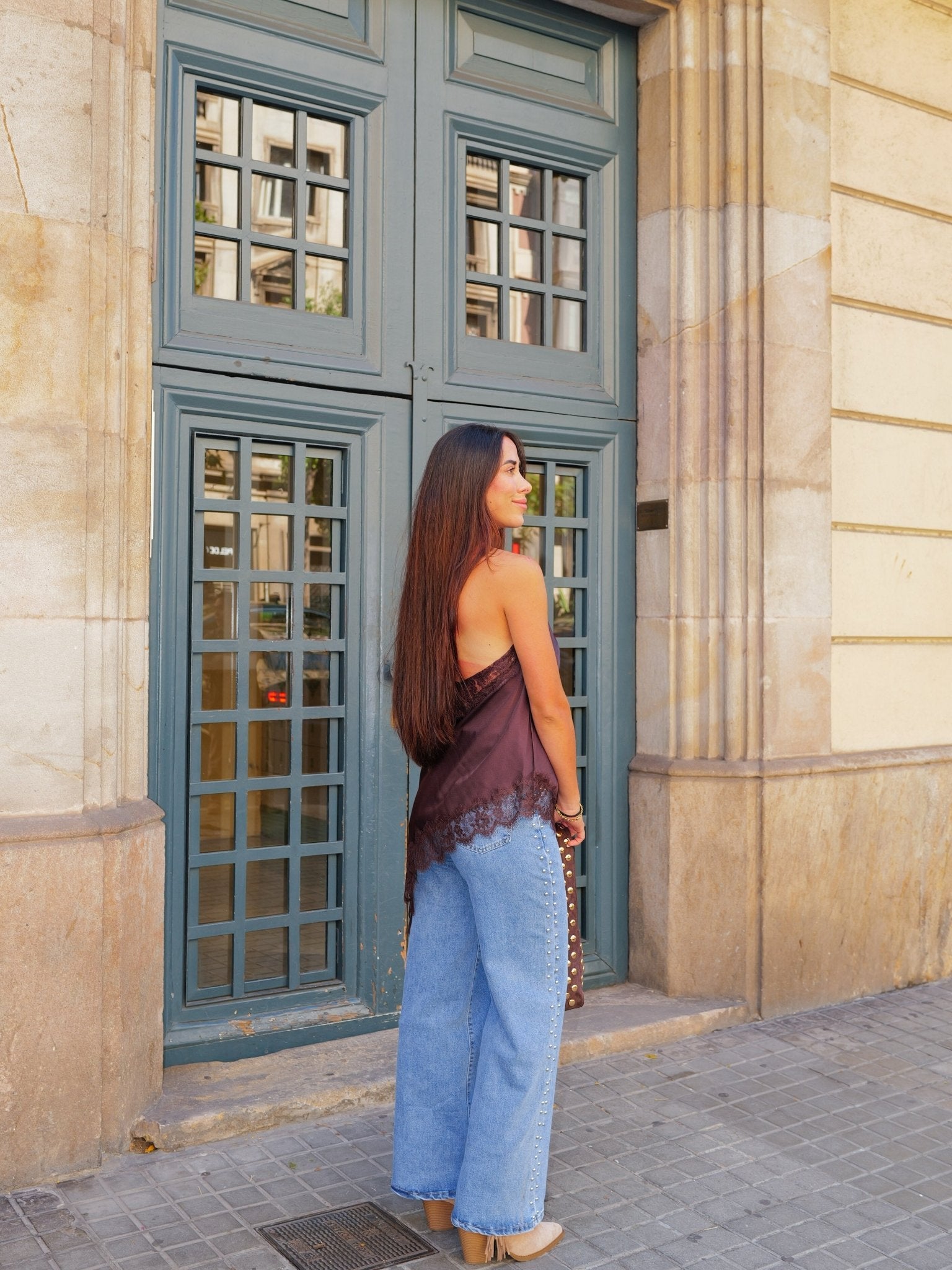 Blouse en dentelle asymétrique chocolat - Sorellas The Brand Barcelona S.L