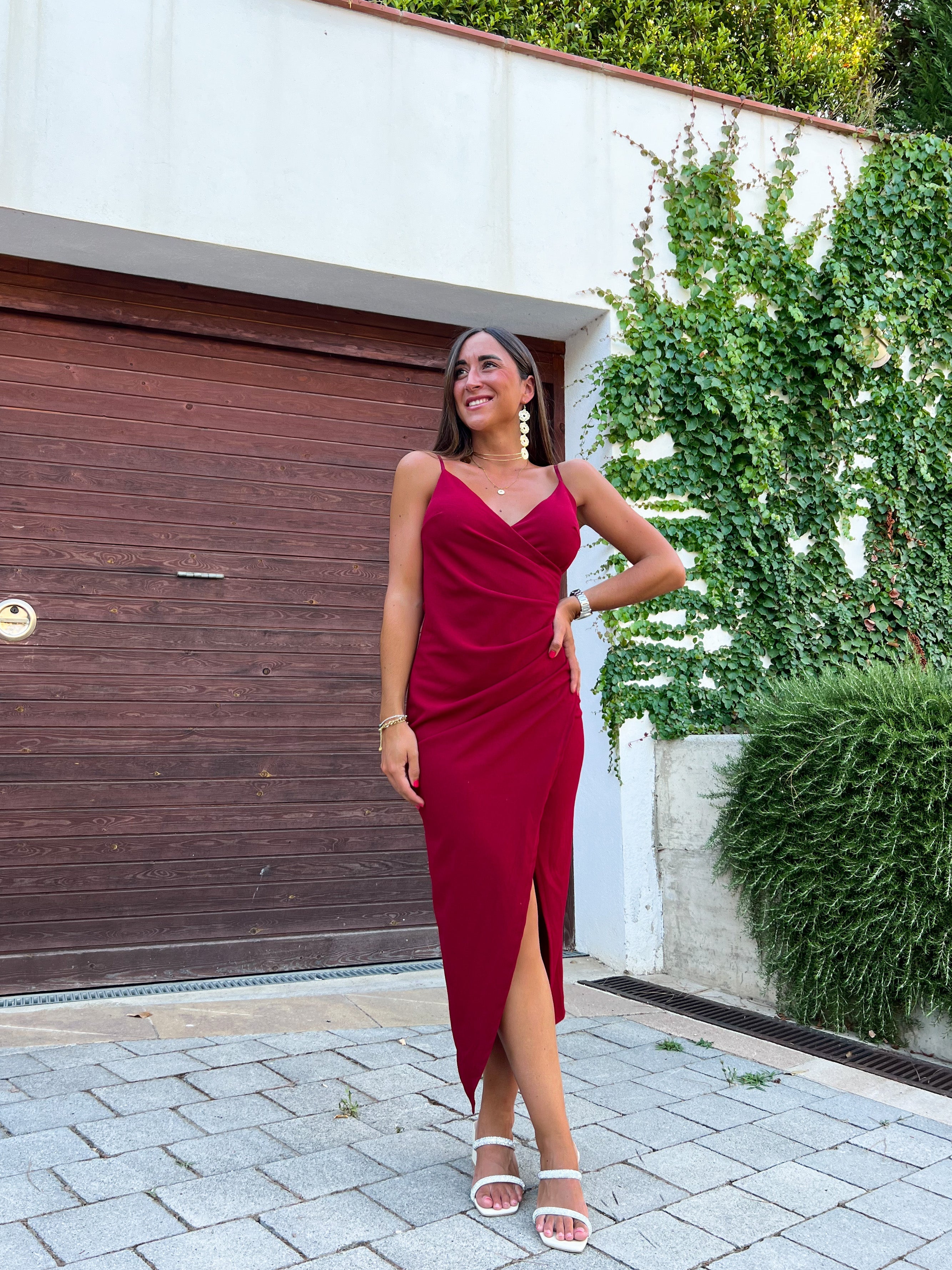 Robe midi sans bretelles en bourgogne