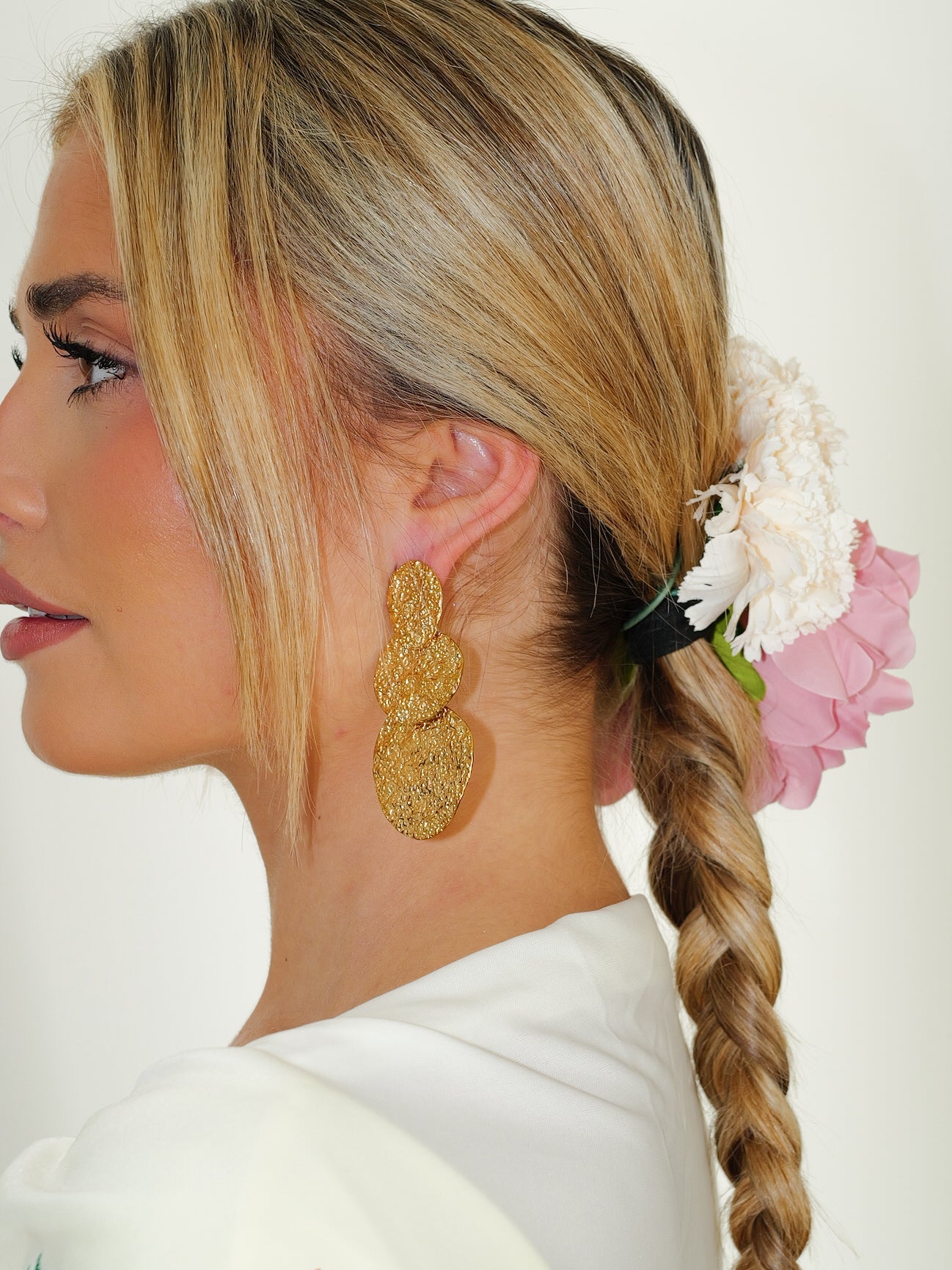 BOUCLES D'OREILLES ciselées dorées - Sorellas The Brand Barcelona S.L