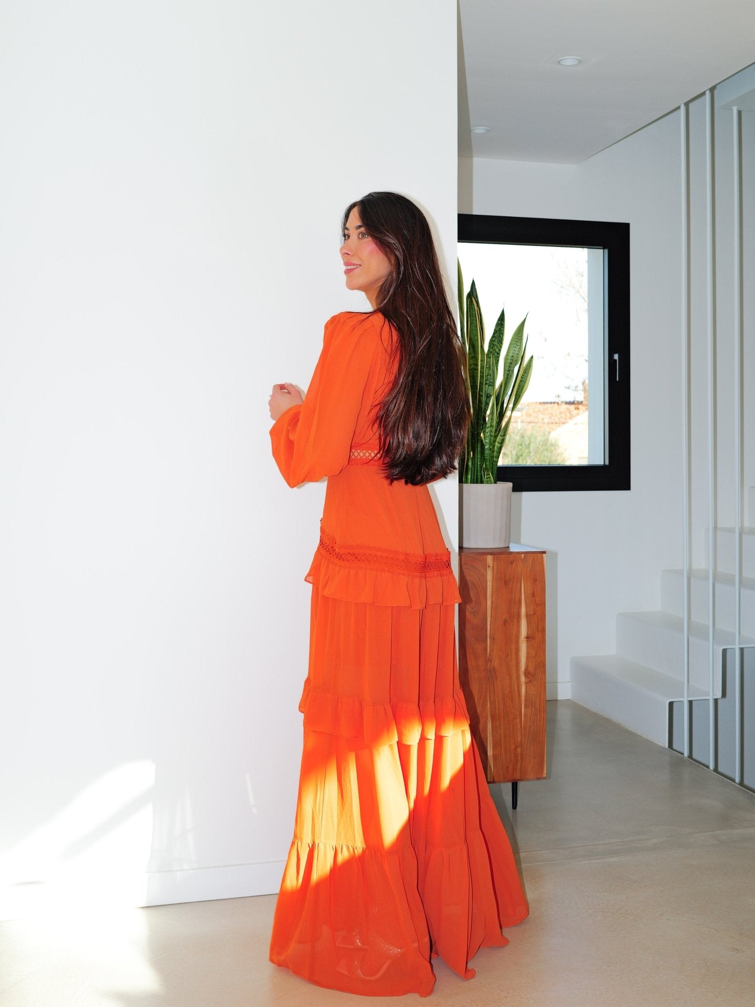 Robe à col en V brodée orange - SORELLAS