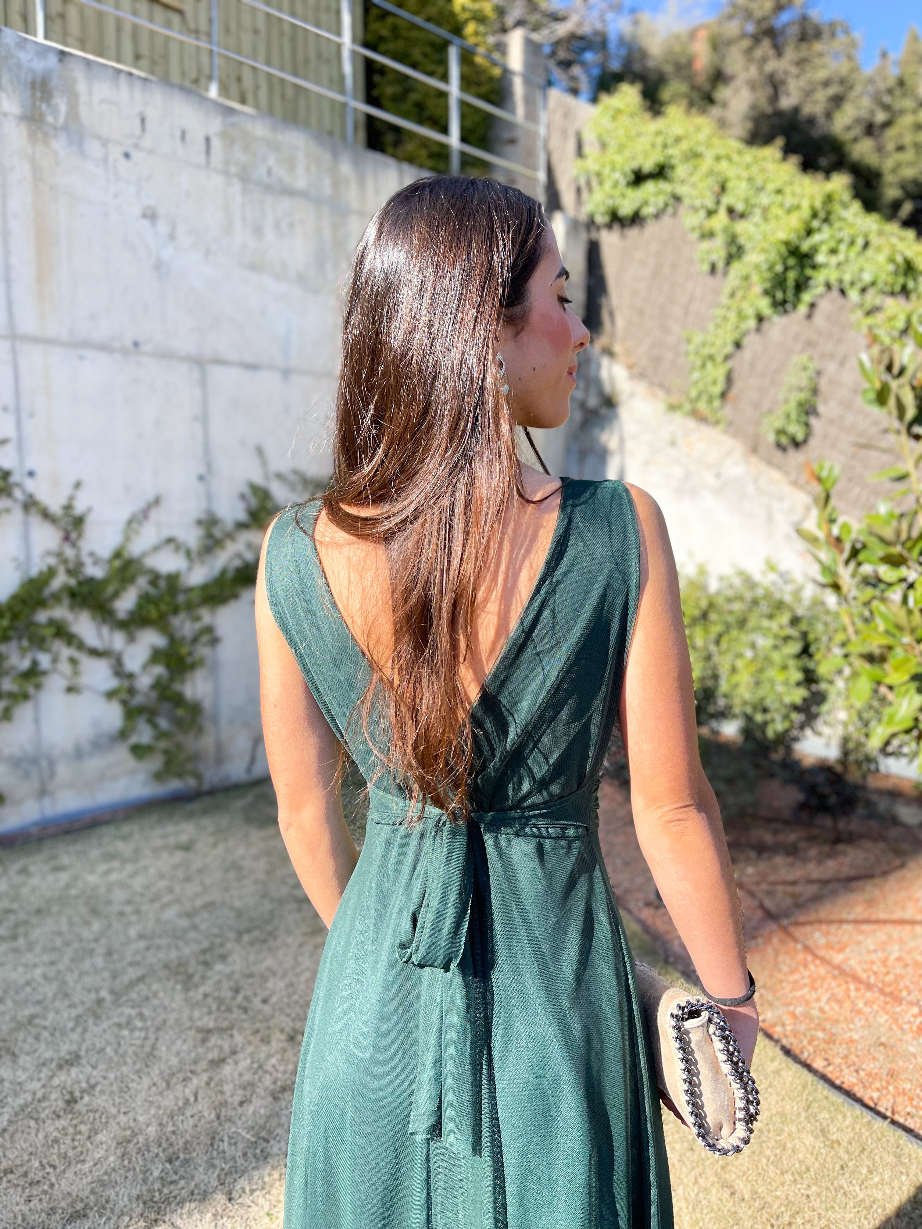 Robe en tulle avec col en V