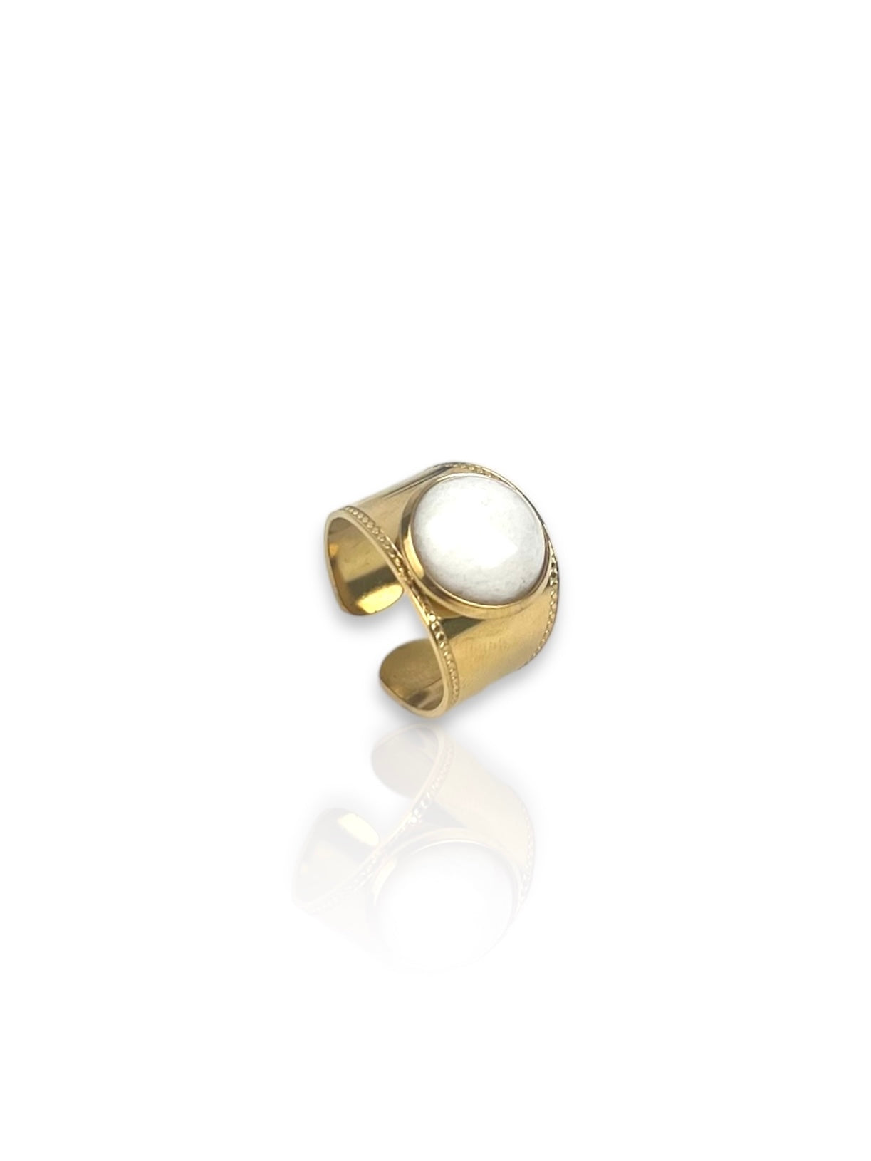 Grande anello in oro bianco