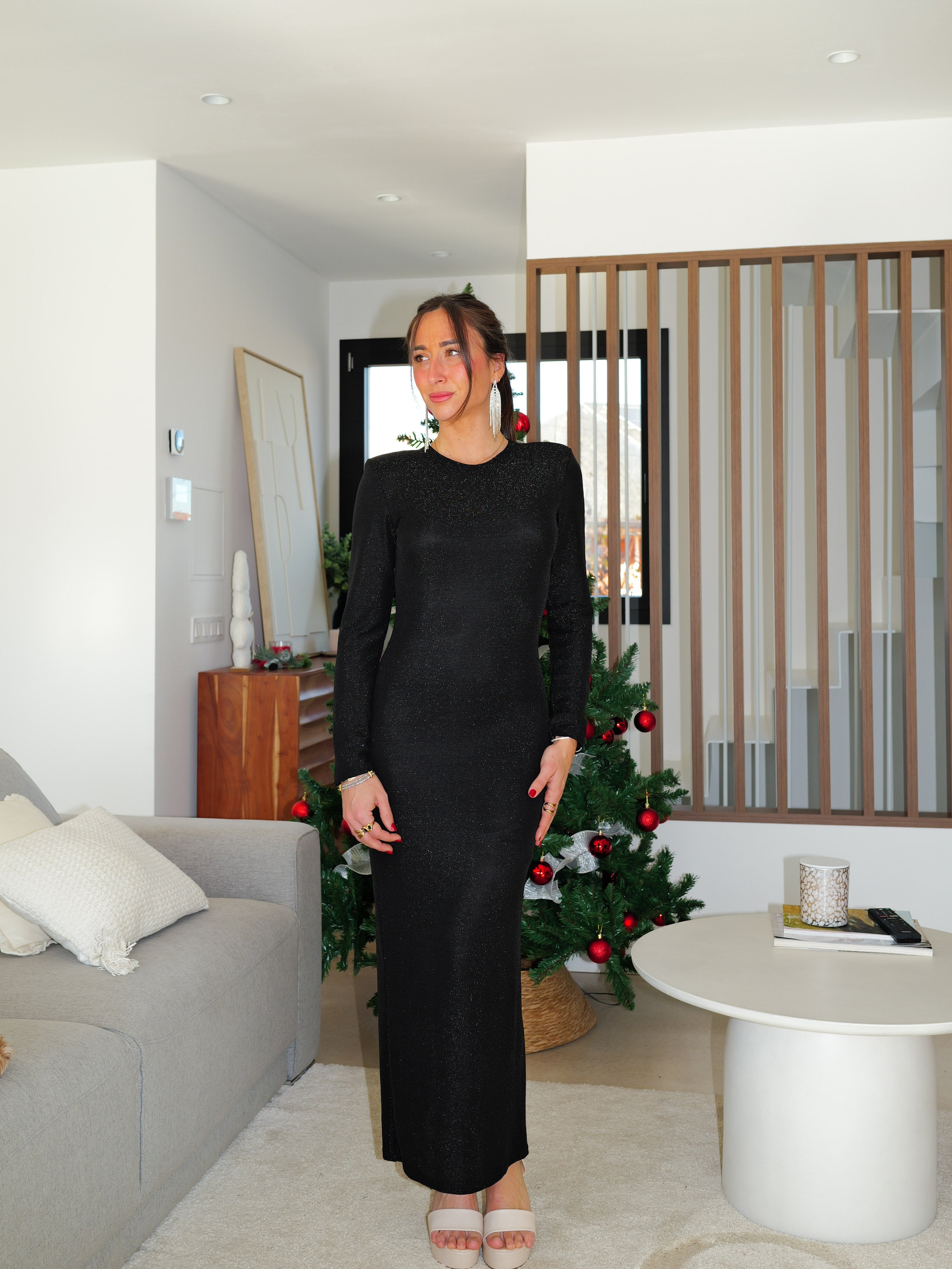 Abito midi in lurex con spalline nere