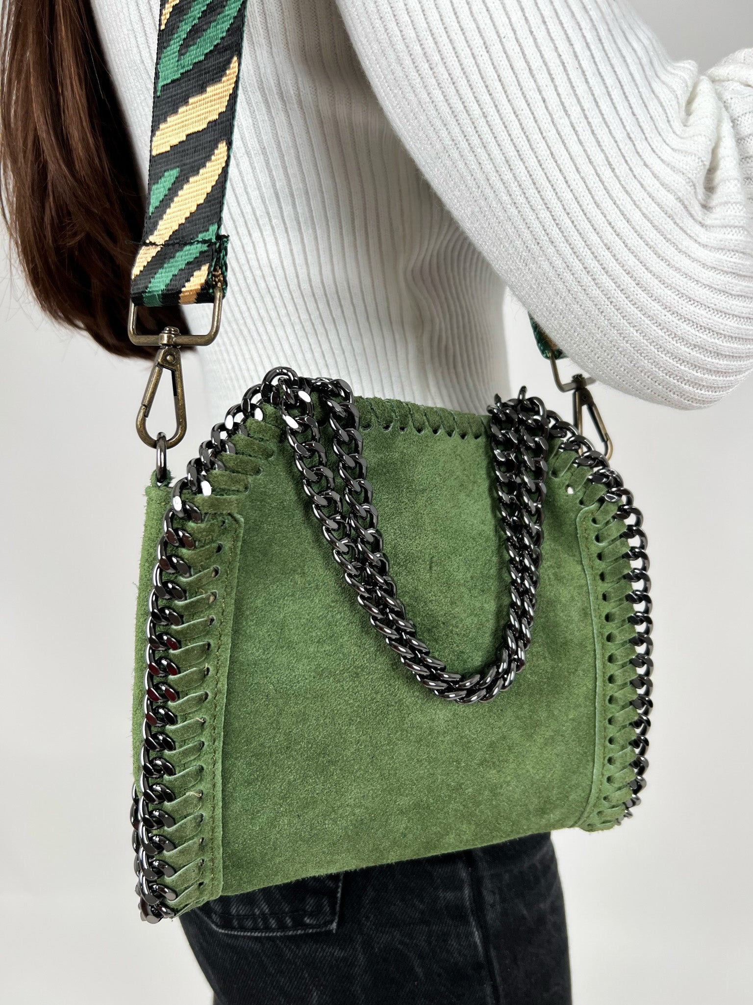 Borsa tascabile con bottiglia scamosciata