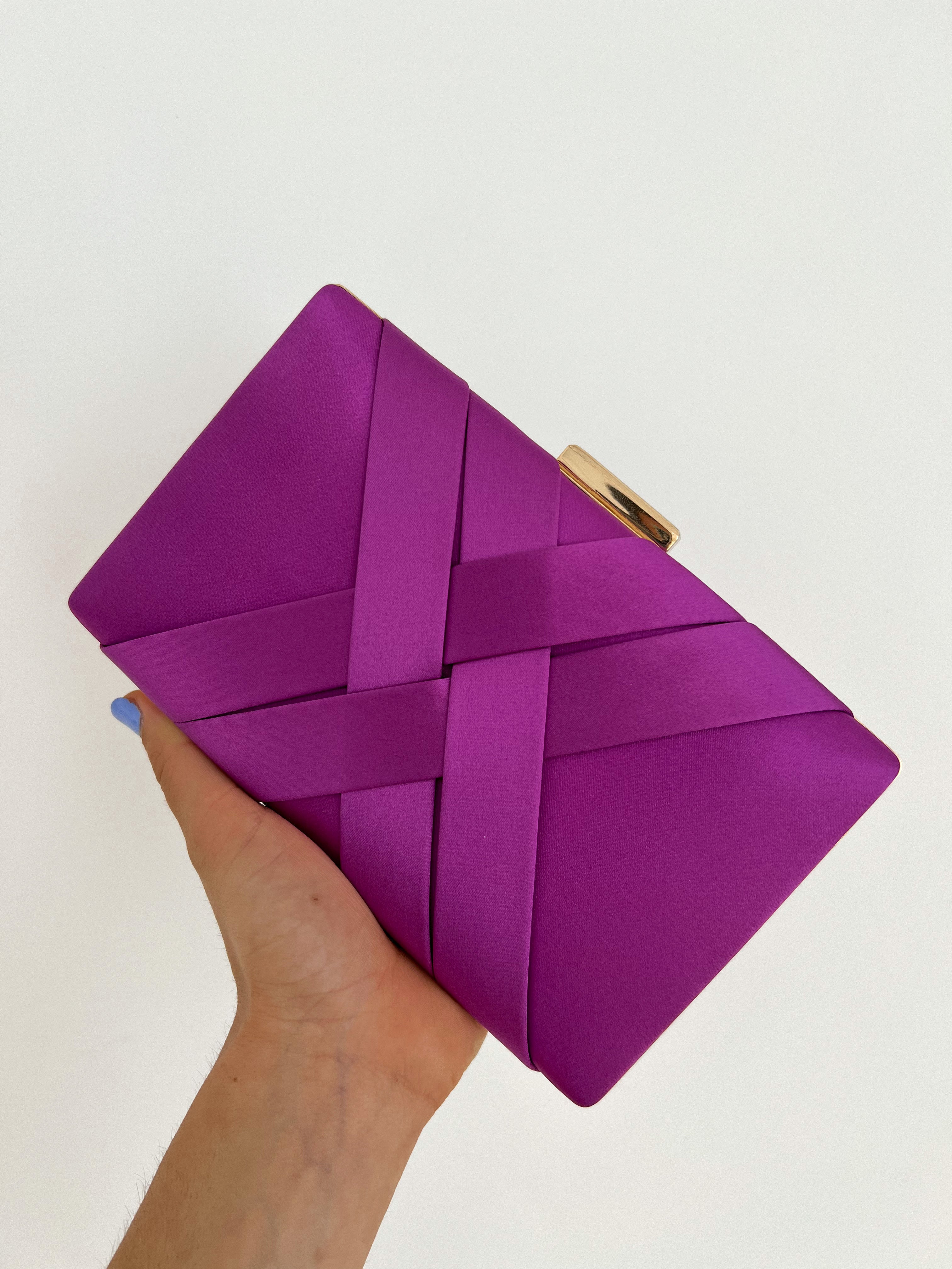 Pochette in raso viola